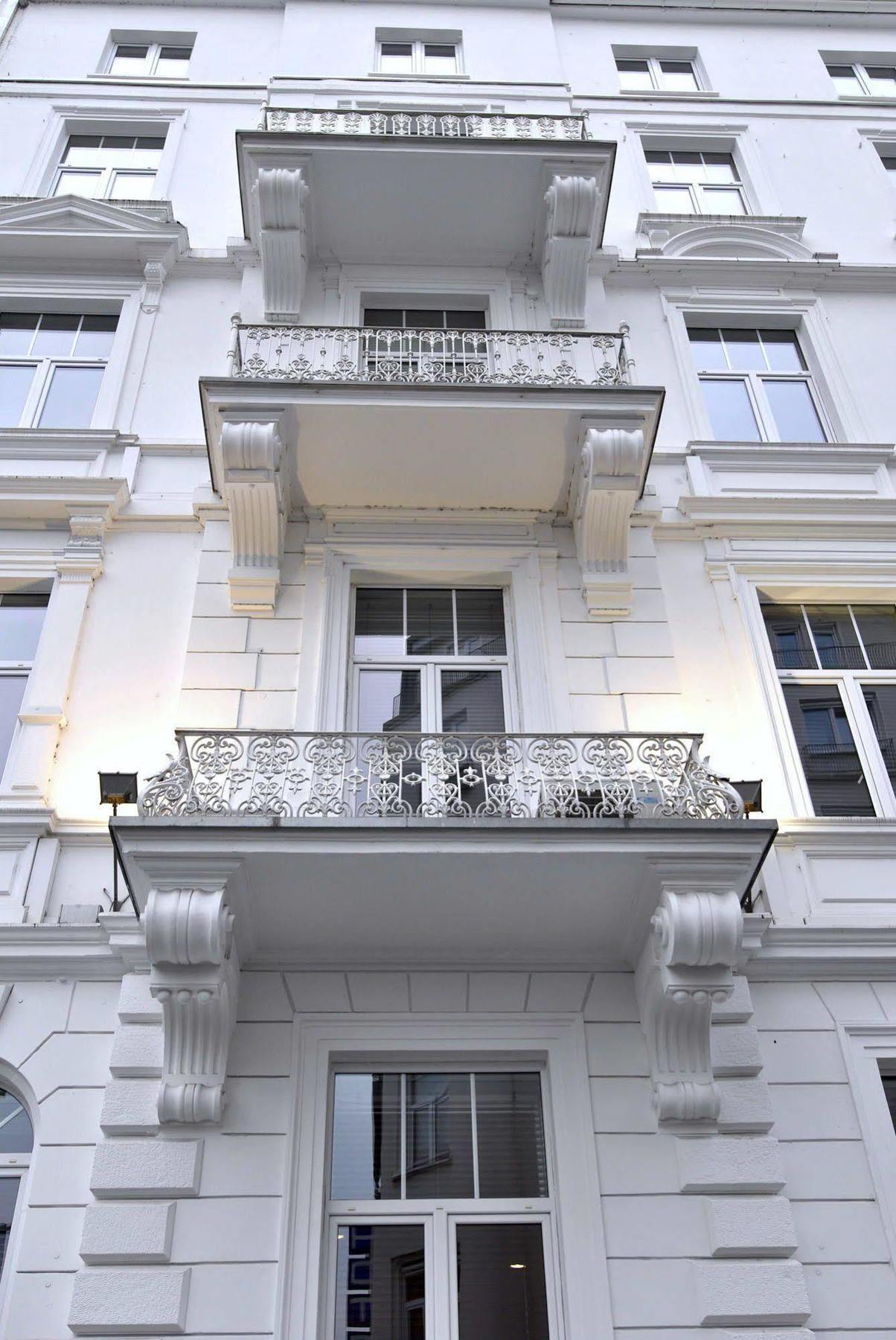 Hotel Cristall - Frankfurt City Frankfurt am Main Exterior foto